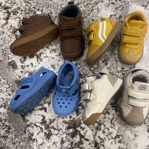 👟 Bundle of 4 Toddler Boy Shoes – Great Condition! 👟